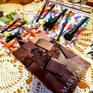 COPY - COPY - 🎉 POSTCARDS, Set of 15 per Package‼️🎉 for MaryKay Consultants Bus…